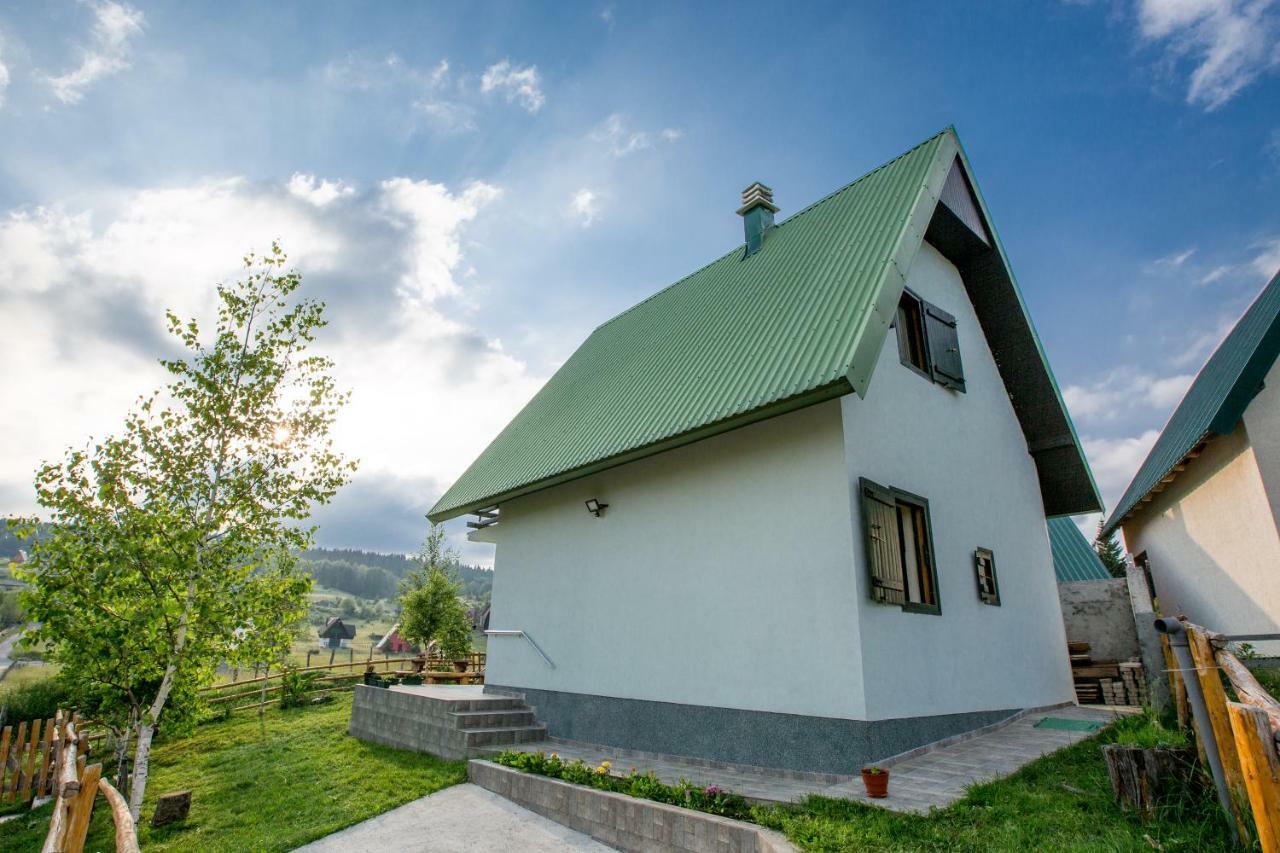 Guest House Sky Blue Zabljak  Ngoại thất bức ảnh