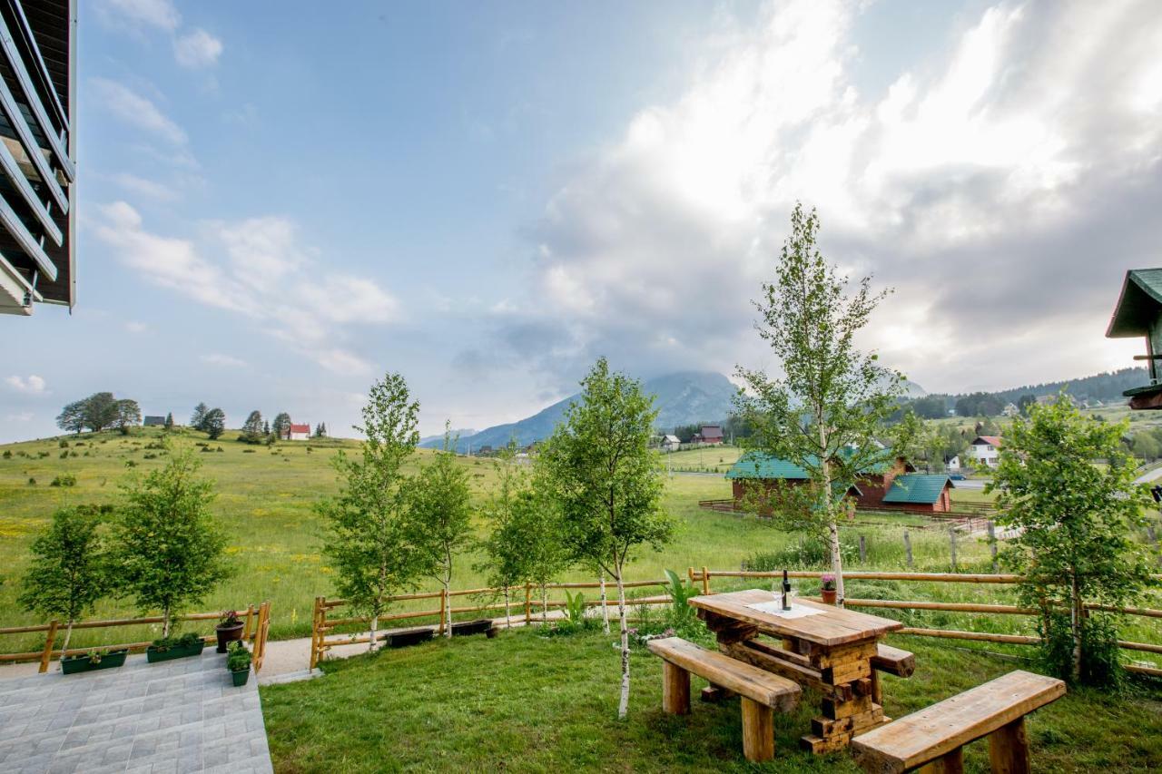 Guest House Sky Blue Zabljak  Ngoại thất bức ảnh